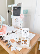 Load image into Gallery viewer, Vet Clinic Dramatic Play