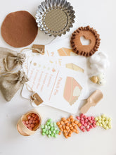 Load image into Gallery viewer, Pie Making Sensory Kit