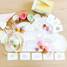Load image into Gallery viewer, Ice Cream Shop Pretend Play