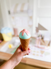 Load image into Gallery viewer, Ice Cream Shop Pretend Play
